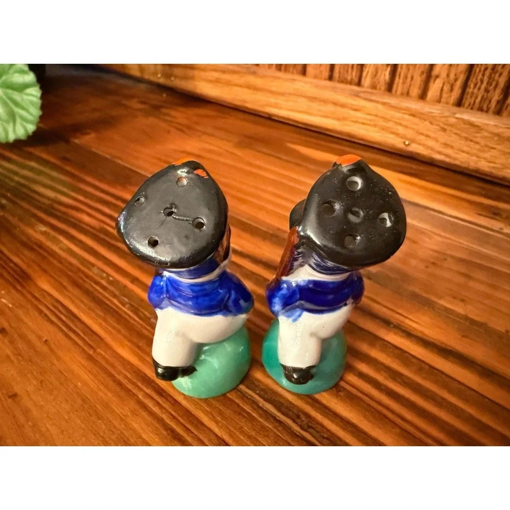Vintage Japan Toy Soldier Salt Pepper Shakers Military Guards Pair Corks